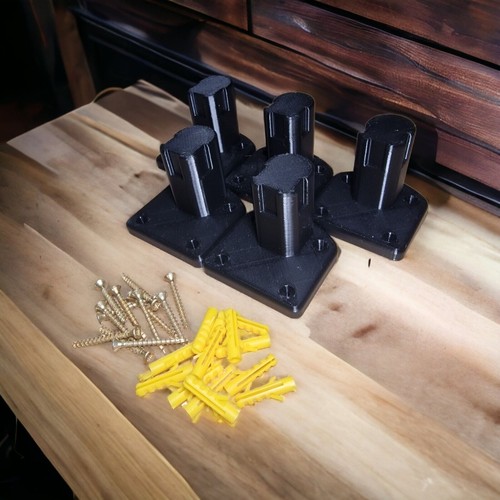 Pack tool holder wall - 5,
