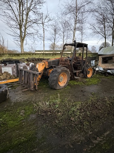 Jcb 526 breaking - jcb,