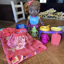 Hasbro Baby alive doll Poupée Sweet Blossom Tbe Et Ses Accessoires