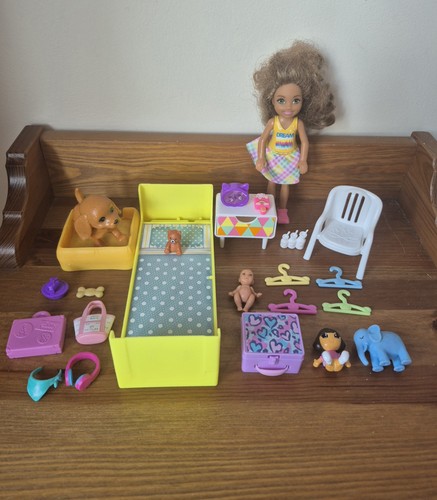 Barbie chelsea dolls bedroom - barbie,