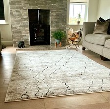 Luxury Beige Cream Black Area