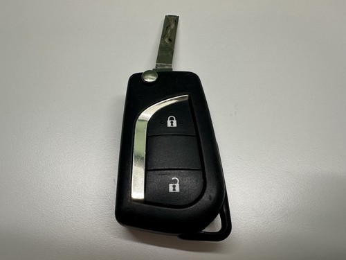 Genuine toyota button - 2,
