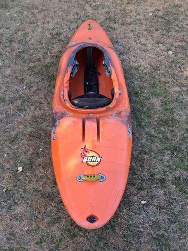 Pyranha burn kayak size - burn,