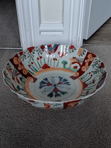 Large antique imari - large, bowl