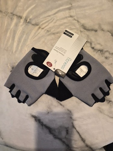 Crane fitness gloves small - crane,