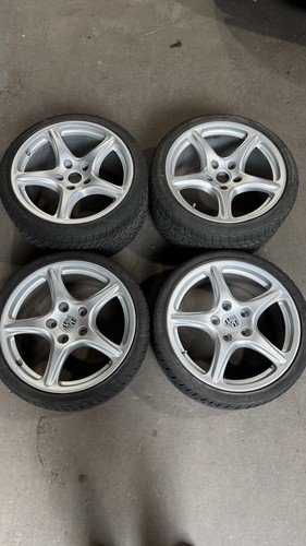 Genuine porsche 911 997 c4s - genuine,