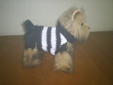 XS  6" HAND  KNITTED DOG COAT