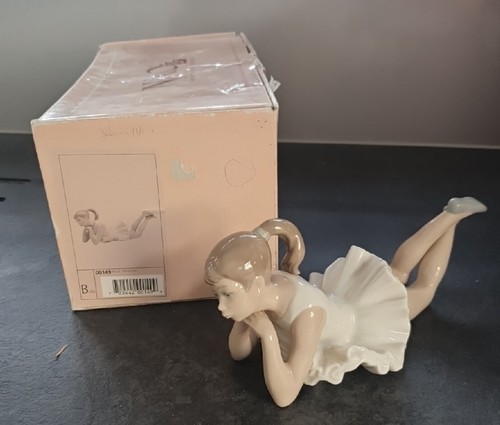 Nao lladro 00149 - by,