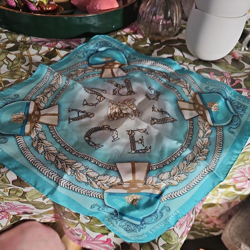 Versace dylan turquoise small - versace,