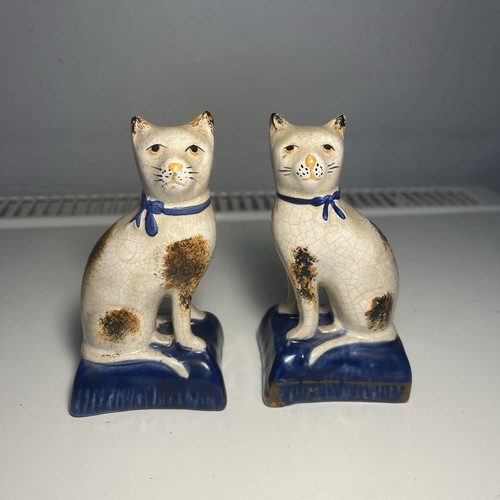 Staffordshire style cat figure - staffordshire,