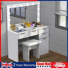 Dressing table with - dressing,