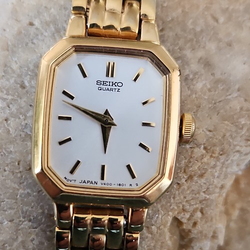 Ladies seiko quartz watch - quartz,