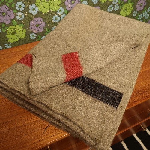 Rare vintage grey ww2 - rare,