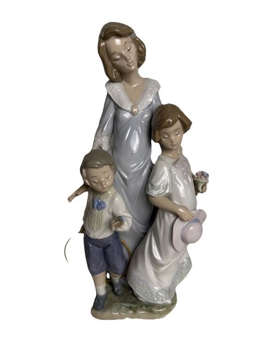 Lladro 5758 sunday best - lladro, #5758