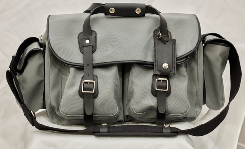 Billingham 550 camera - camera, bag