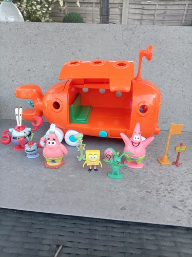 Spongebob squarepants bus with - spongebob,