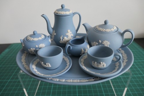 Miniature wedgwood blue jasper - miniature,