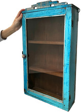 VINTAGE INDIAN BATHROOM