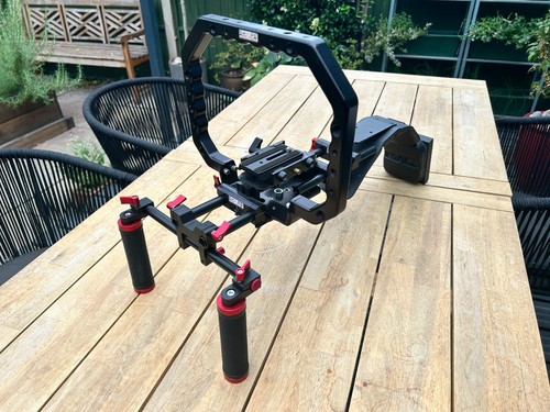 Shape dslr mirrorless camera - dslr, /