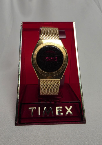 Vintage 1970s timex red led - vintage,