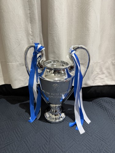 Champions league trophy cm - league, 44