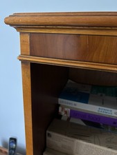 VINTAGE YEW WOOD OPEN BOOKCASE WITH 4 SHELVES, 3 ADJUSTABLE