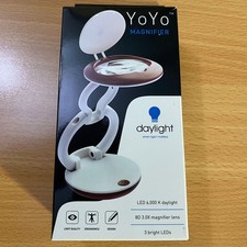 Daylight YoYo Magnifying Glass