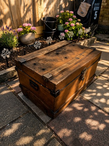 Rare victorian campaign trunk - rare,