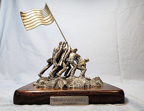 The danbury mint victory - danbury, at