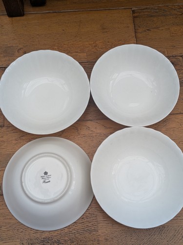 Royal albert bone china - royal,