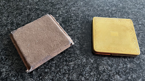 Vintage kigu powder compact - vintage, in