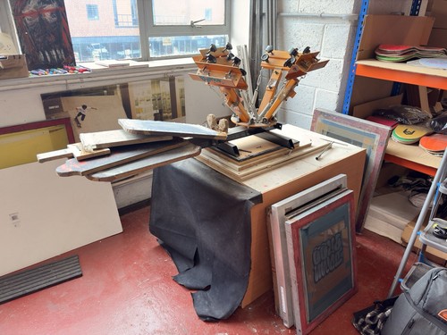 Screen printing equipment - screen,