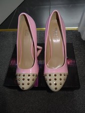 Sergio Todzi Brand new ladies