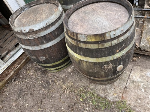 Rare solid oak - oak, barrels