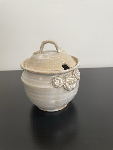 Studio pottery honey - studio,