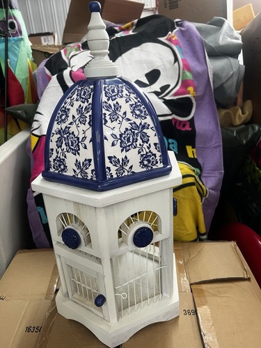 Porcelain blue white cathedral - porcelain, blue&white