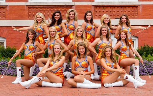 Majorettes get the - get,