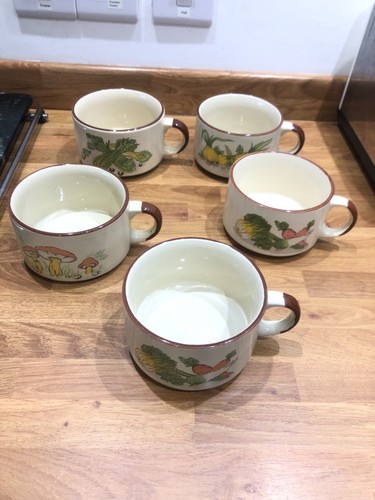Vintage soup handled - 5x,