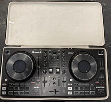 Numark Mixtrack Platinum FX