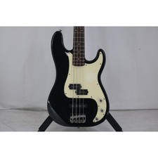 Authentic SQUIER  STANDARD