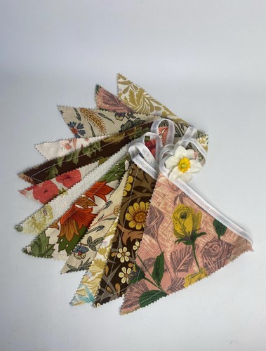 Vintage bunting handmade - -,