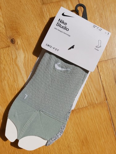 Nike studio yoga - yoga, gym