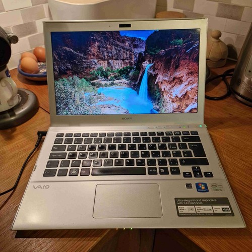 Sony vaio svt1311w1es cek - sony, svt1311w1es.cek
