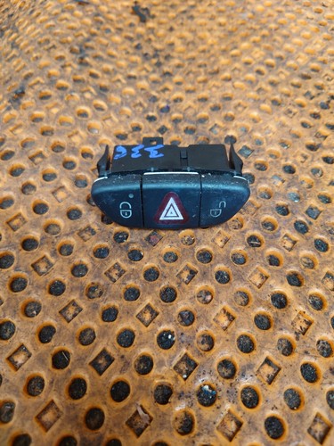Mercedes r230 hazard - r230, sl