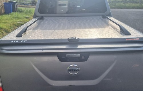 Nissan navara mountain top lid - mountain,