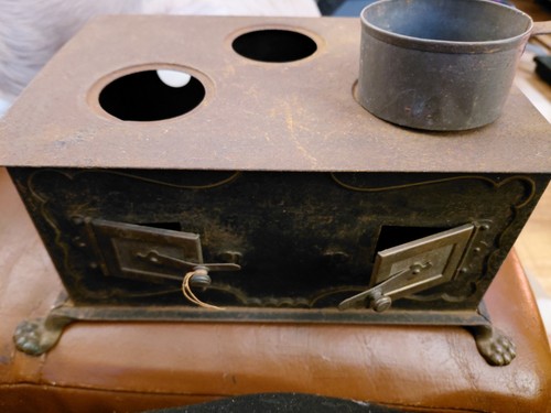 Antique toy stove - ,