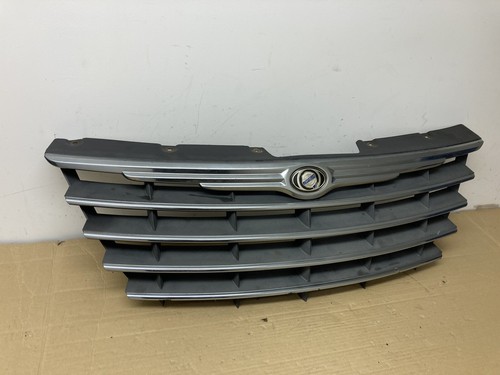 Chrysler voyager front - chrysler,