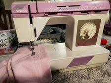 SINGER MODEL 8019 SEWING MACHINE WITH BOX & MANUAL 