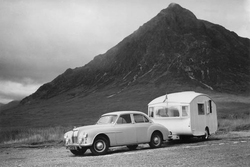 Magnette with 1954 pipit - 1954,