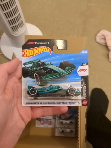 Hot wheels formula aston - wheels, 1